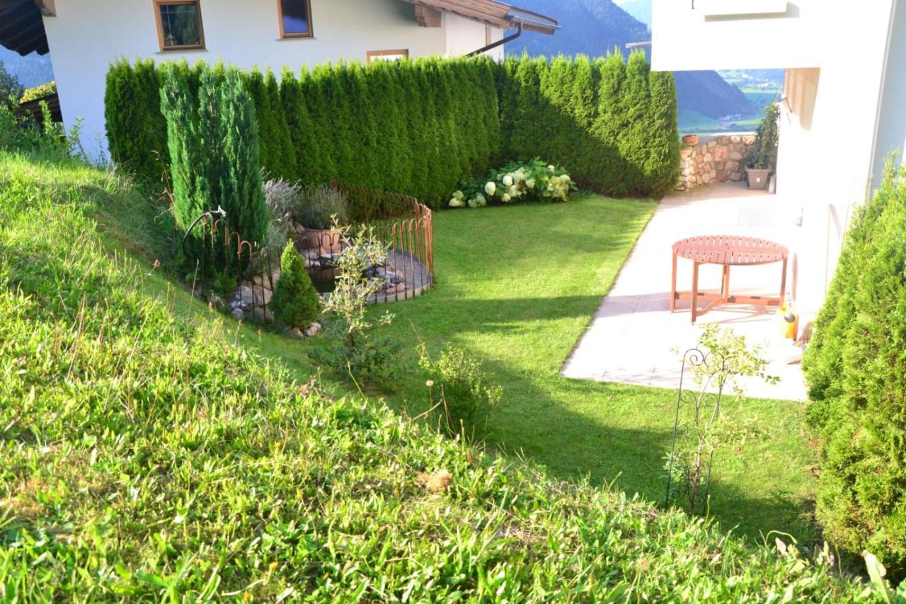 Apart La Vita Hainzenberg Bagian luar foto